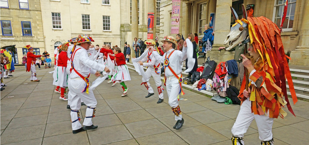 Wassailing, Stroud